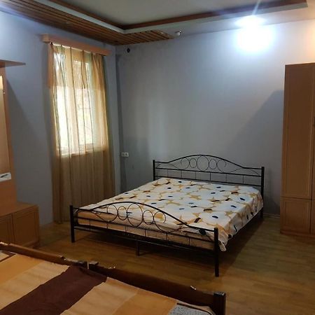Twin Cottages Уреки Екстериор снимка