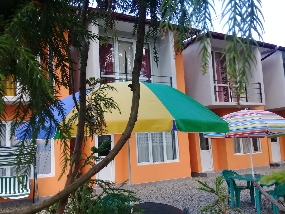 Twin Cottages Уреки Екстериор снимка