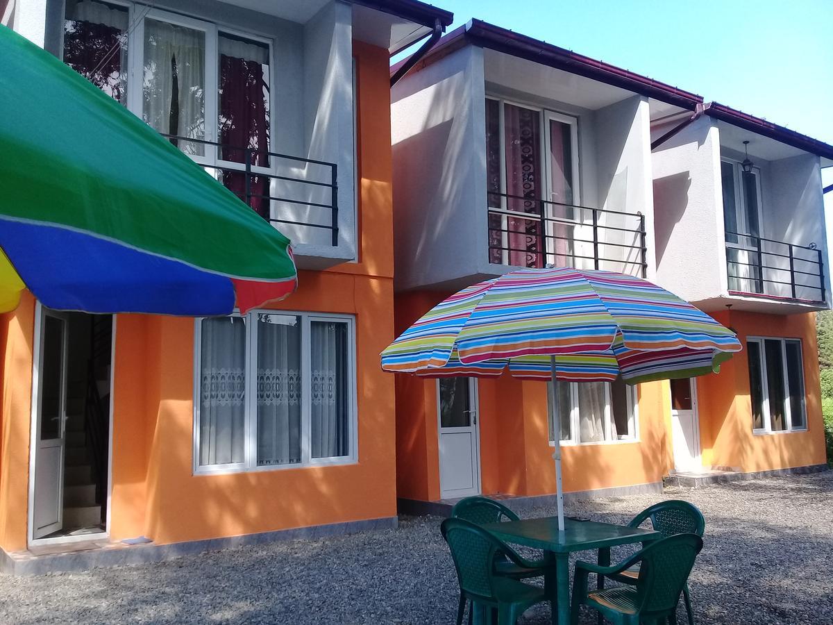 Twin Cottages Уреки Екстериор снимка